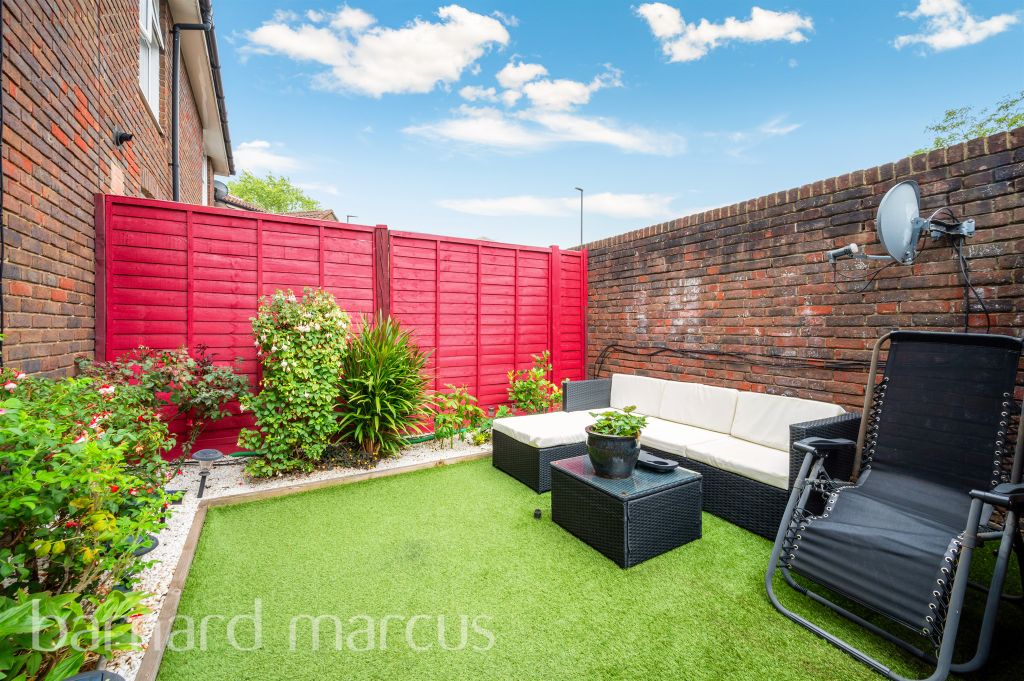 Property photo 2 of 12