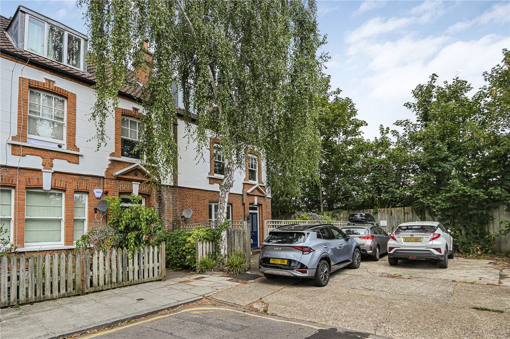 Property photo 1 of 22 Picture No. 24