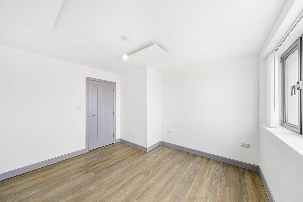 Property photo 3 of 5 Gallery