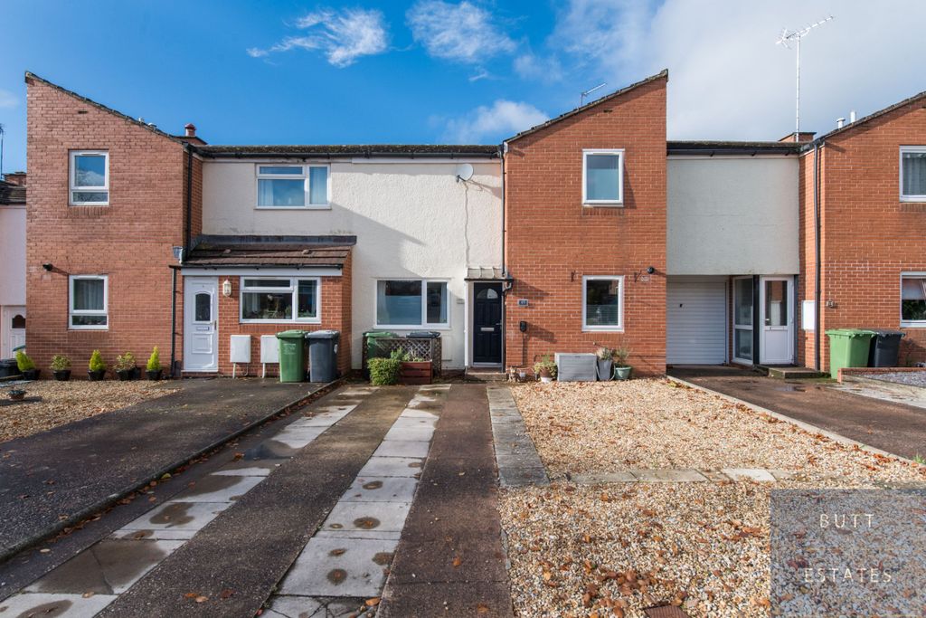 Property photo 1 of 17