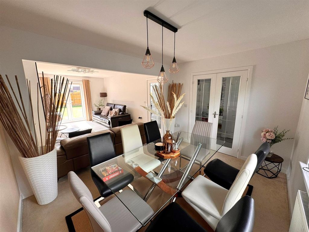 Property photo 2 of 35 Img-20250910-Wa0009.Jpg