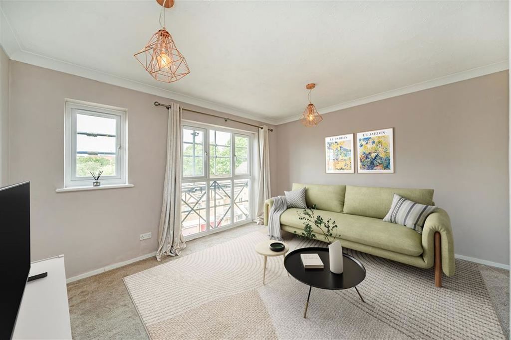Property photo 1 of 6