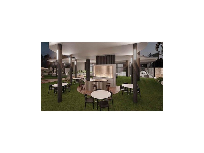 Property photo 2 of 8