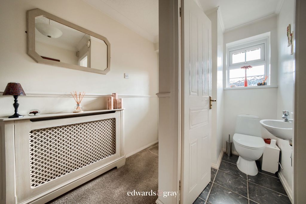 Property photo 3 of 21