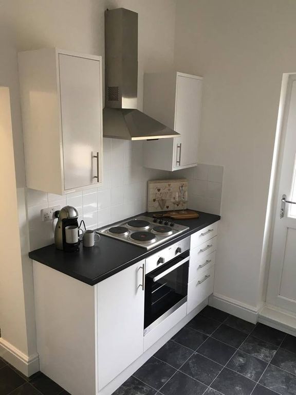 Property photo 2 of 14 Kitchen