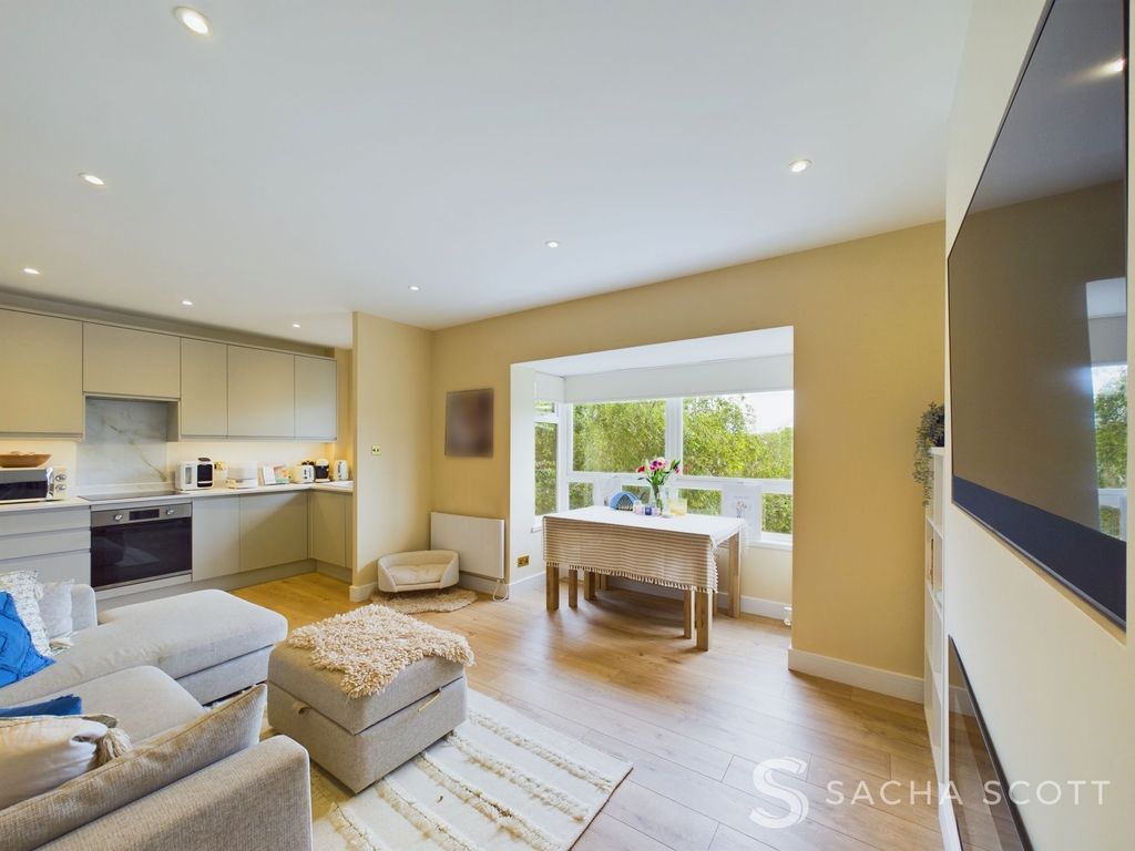 Property photo 1 of 17 Lounge / Kitchen / Diner