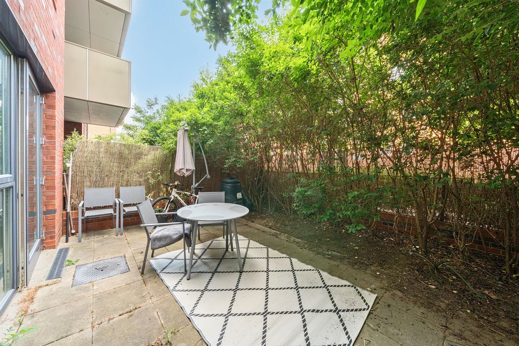 Property photo 3 of 13