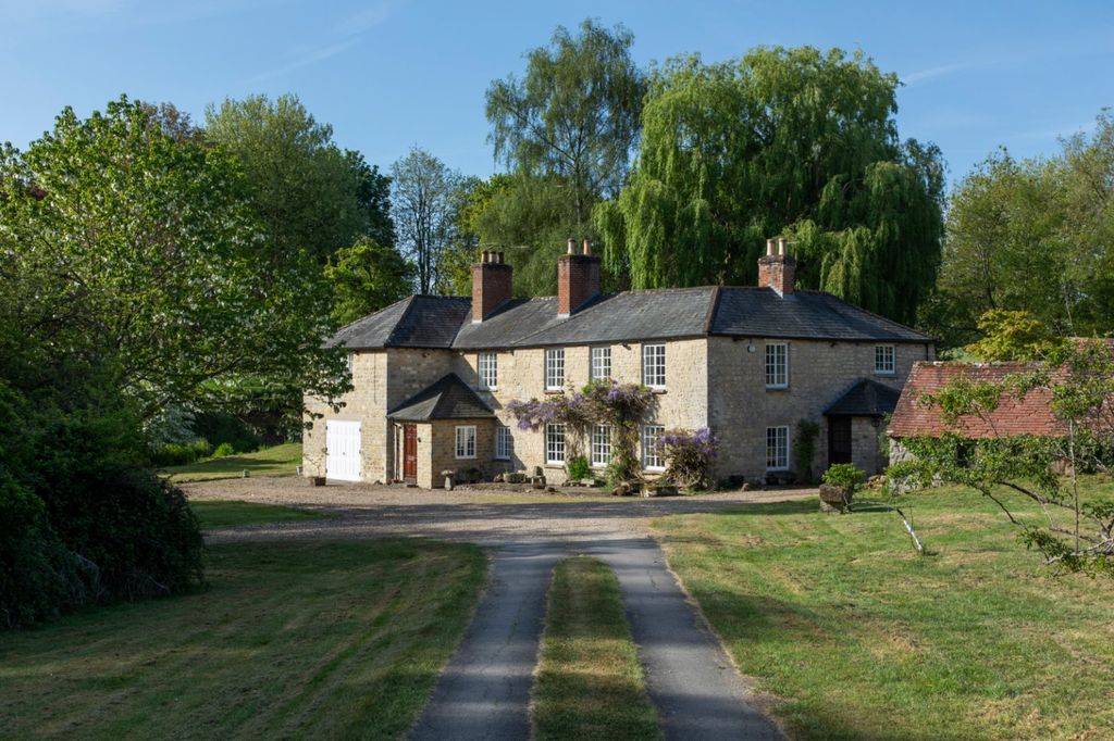 Property photo 1 of 23 Picture No. 17