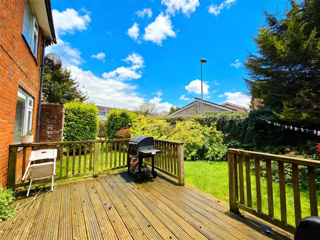 Property photo 1 of 9 Picture No. 06