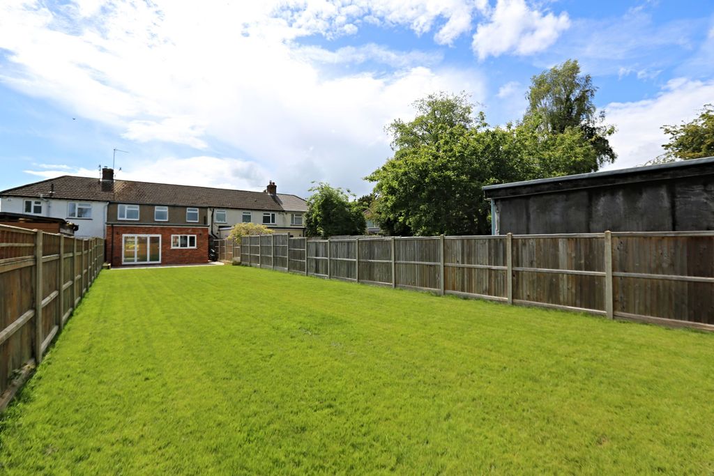 Property photo 2 of 15