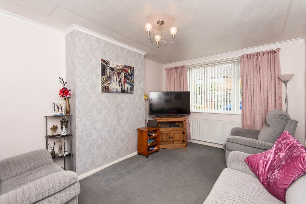 Property photo 3 of 15