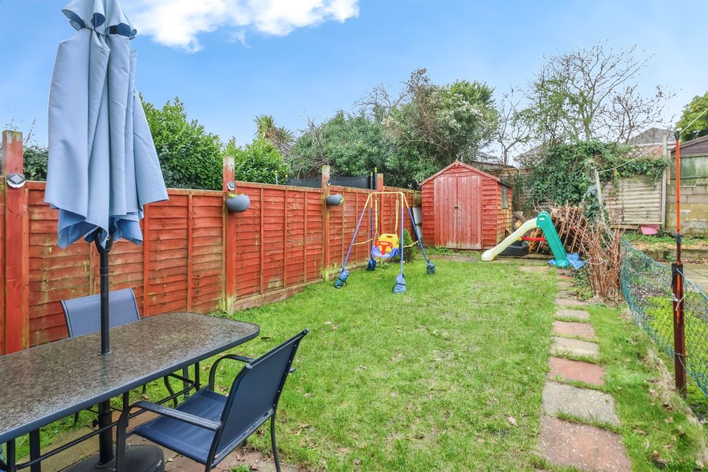 Property photo 2 of 12