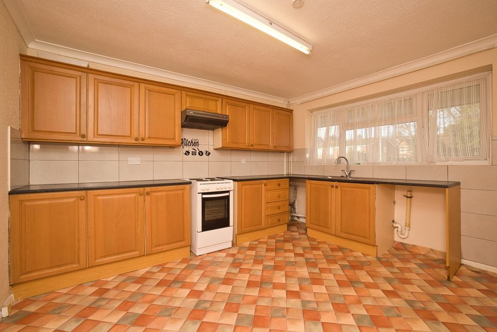 Property photo 3 of 11 Picture 3