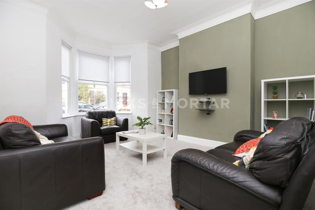 Property photo 1 of 17 Agur0Kdabu-Hneb2X_Oglq.Jpg