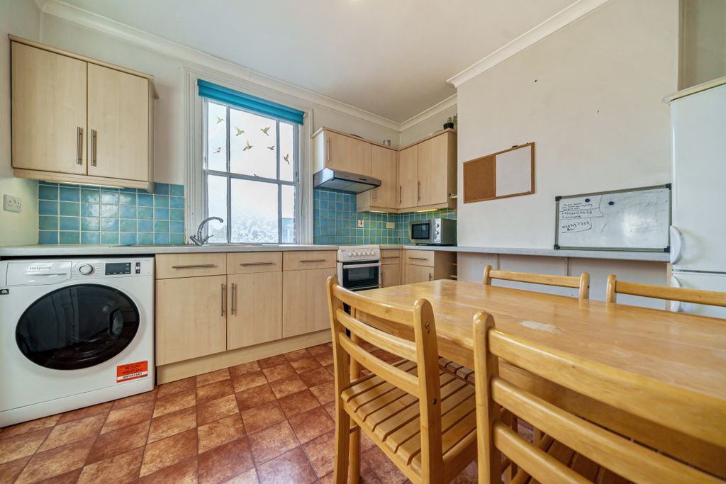 Property photo 3 of 7 1068124 (3)