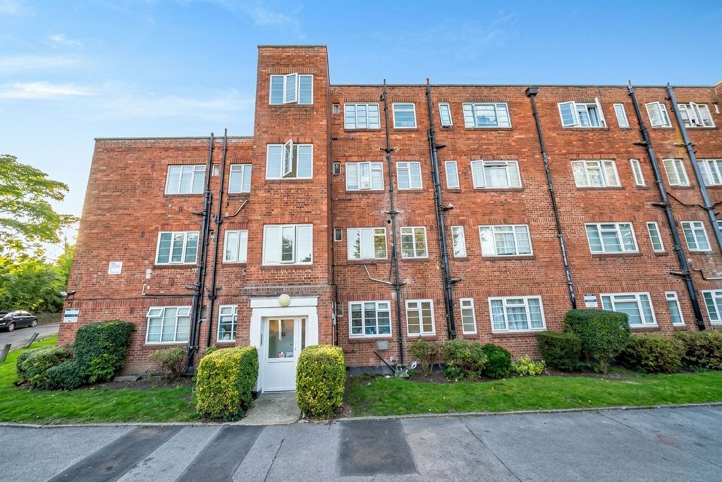Property photo 1 of 7