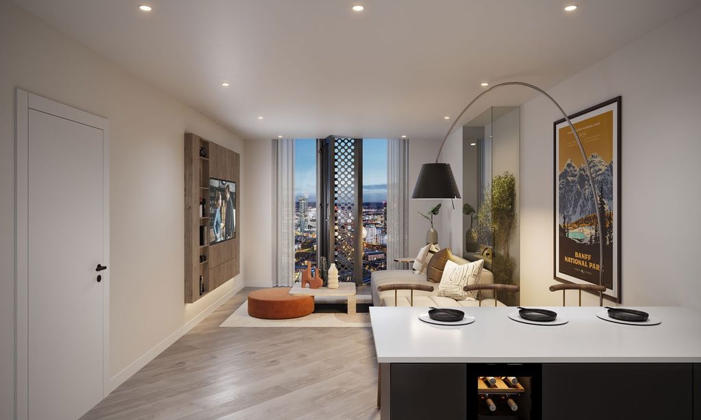 Property photo 2 of 18