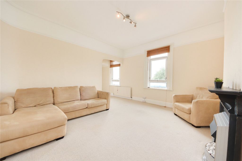 Property photo 2 of 7 Picture No. 06