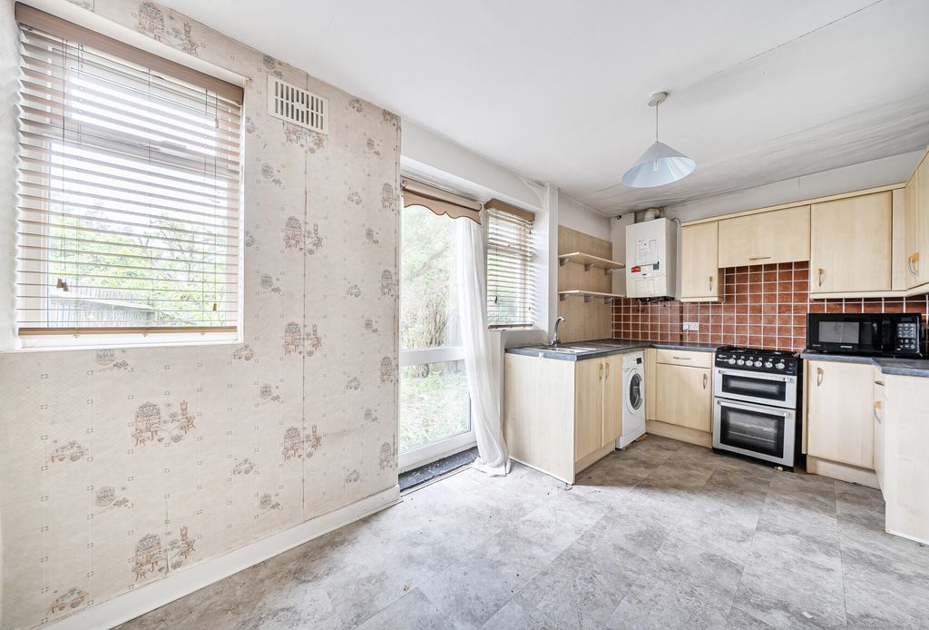 Property photo 3 of 23 1451598-12-69F07A...