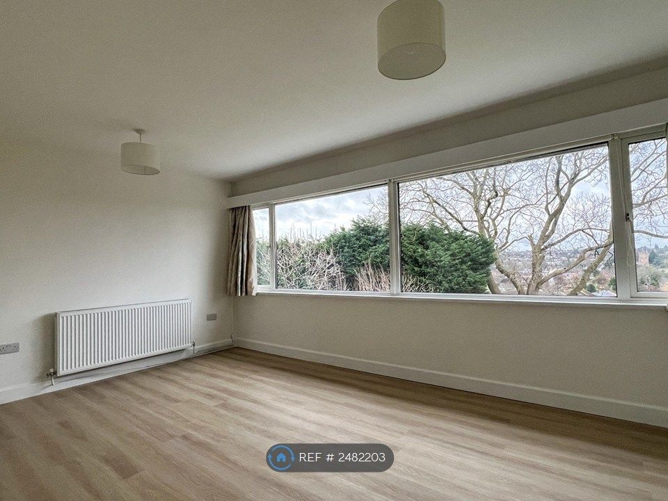 Property photo 2 of 14 Lounge 2