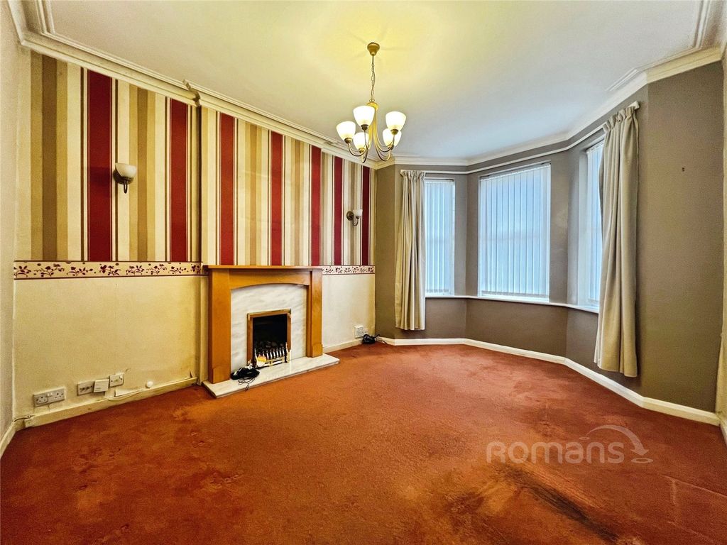 Property photo 3 of 19 Picture No. 28