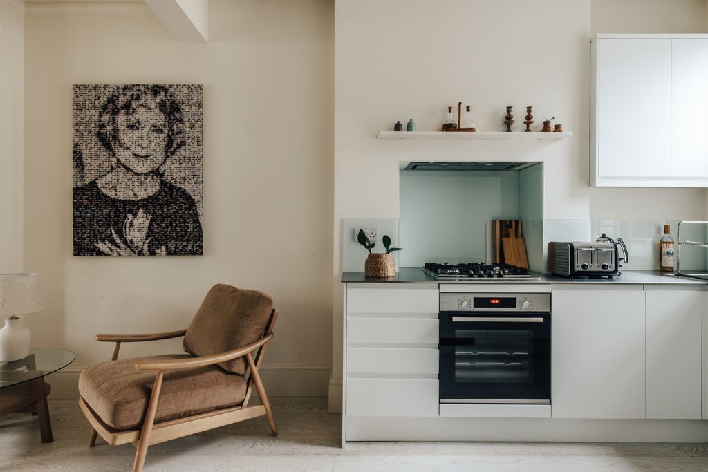 Property photo 3 of 25