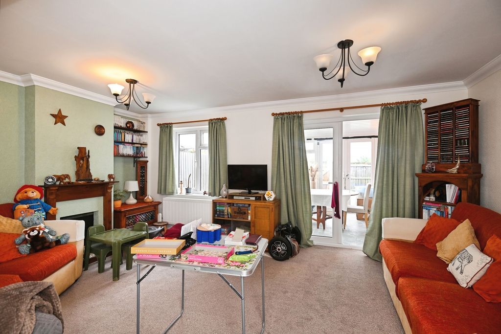 Property photo 3 of 14 Pbox-Img.Jpg