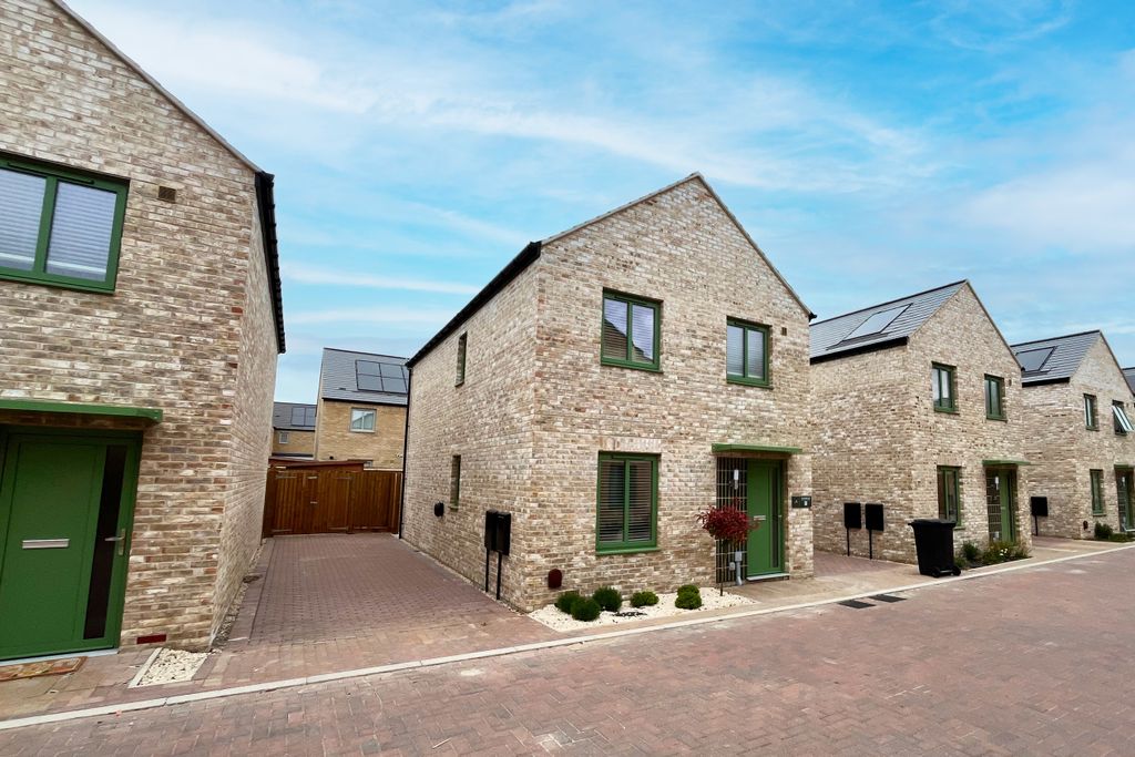 Property photo 1 of 6 Kimbolton