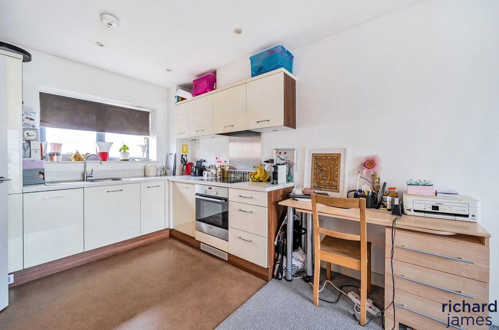Property photo 3 of 11 Rokeby3