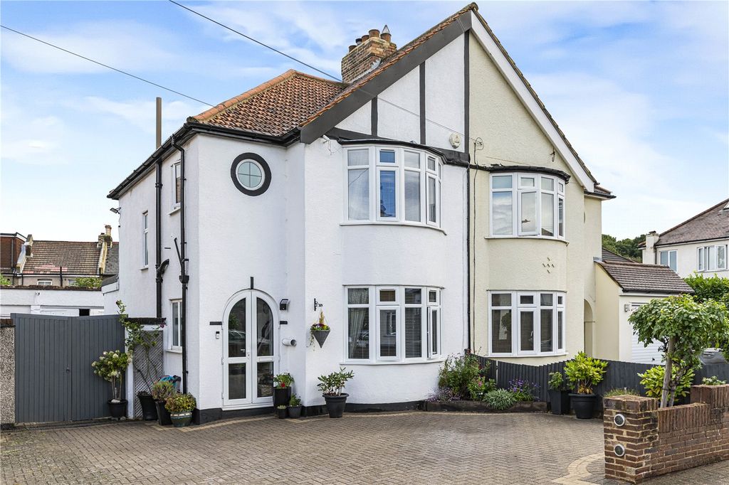 Property photo 1 of 17 Picture No. 39