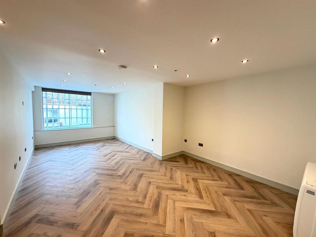 Property photo 2 of 5 Living Room.Jpg