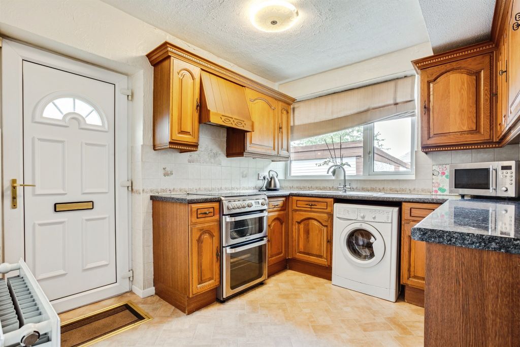 Property photo 2 of 16