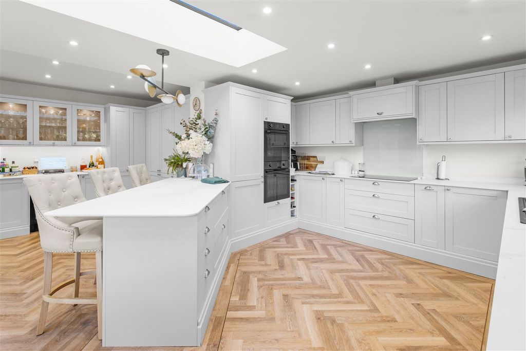 Additional image 6 of 4 bed detached house for saleEastbourne Road, Willingdon, Eastbourne BN20