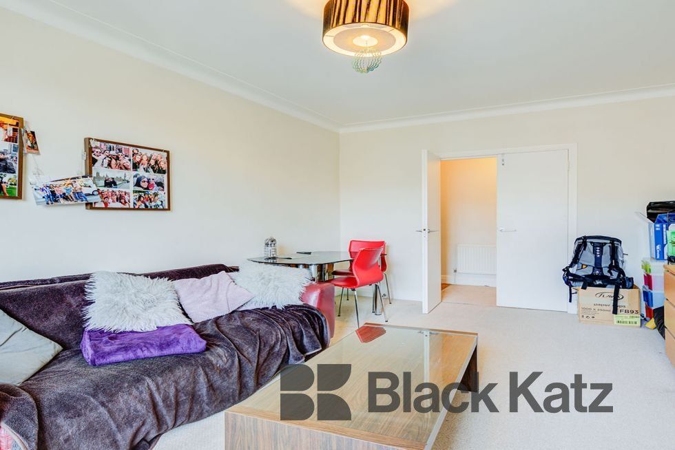 Property photo 2 of 3