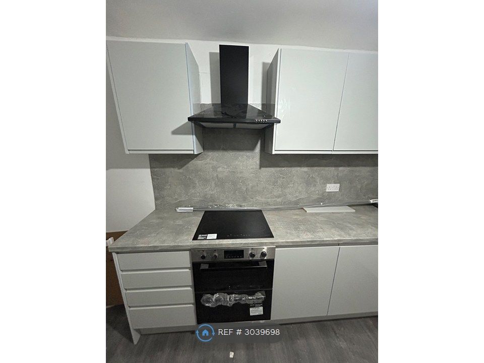Property photo 2 of 3