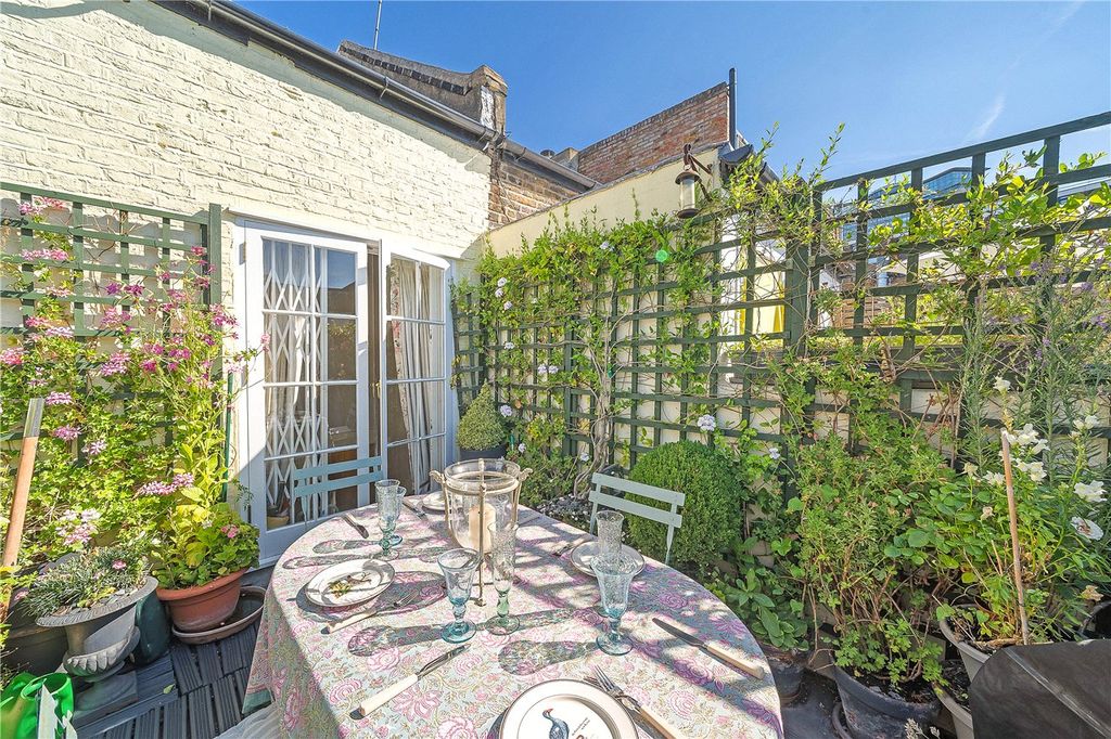 Property photo 3 of 12 Picture No. 06