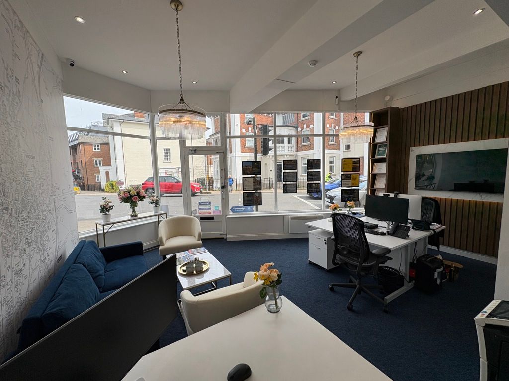 Property photo 2 of 7 Photo 2