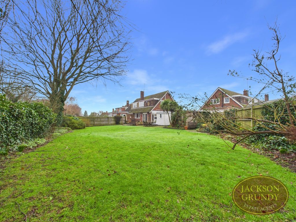 Property photo 2 of 23 Stannard Way