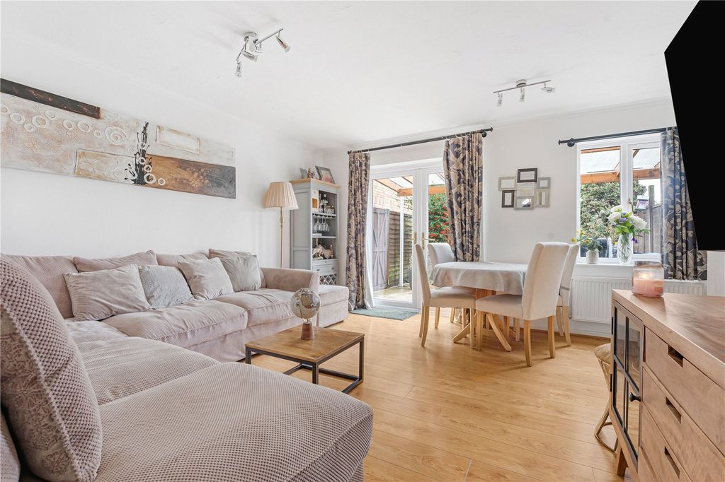 Property photo 2 of 17 Picture No. 06