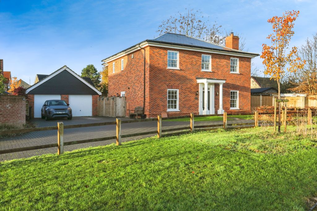 Property photo 1 of 27 Front