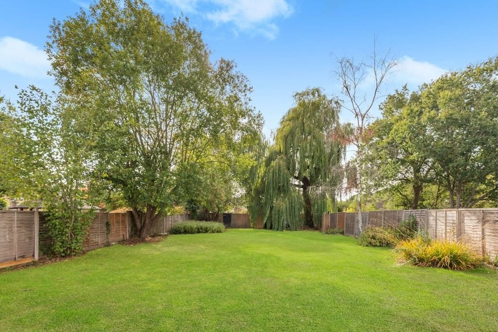 Property photo 3 of 21