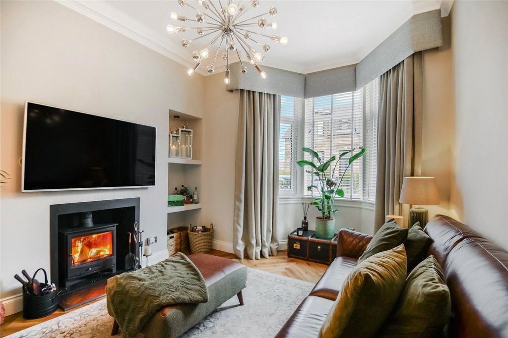 Property photo 2 of 25 Picture No. 03