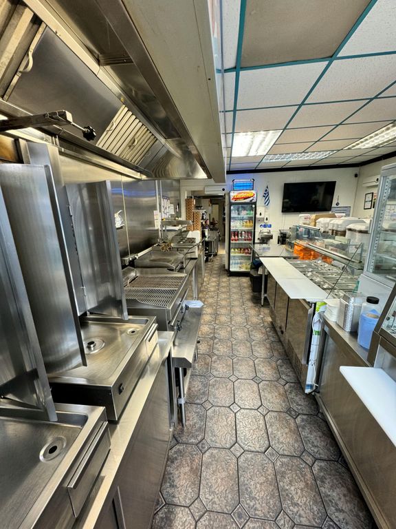 Property photo 2 of 8 Img_9336.Jpg