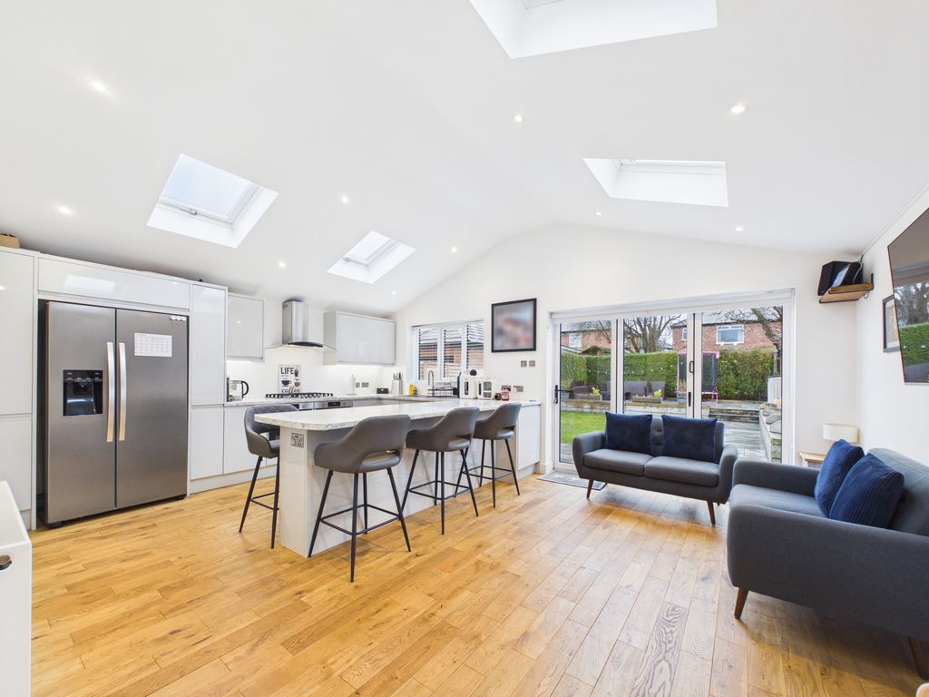 Property photo 2 of 22