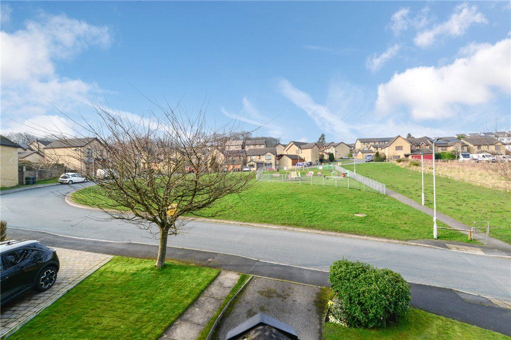 Property photo 2 of 26 Front Outlook