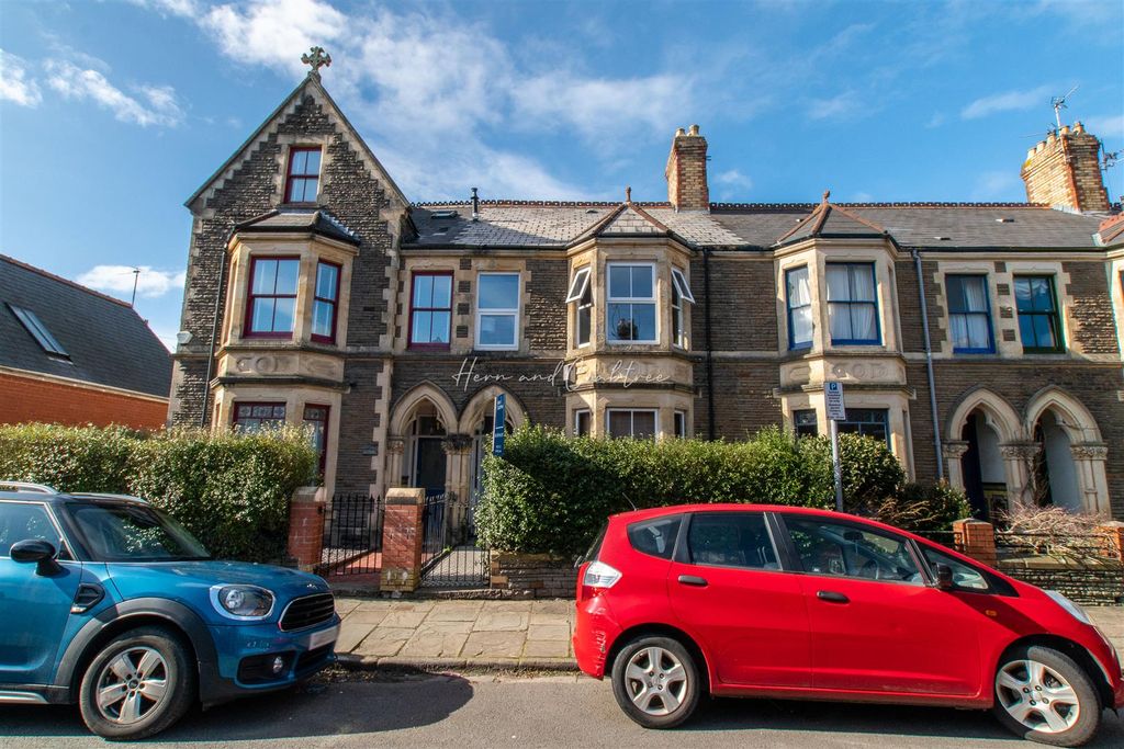 Property photo 1 of 24 Dogo Street, Pontcanna, Herncrabtree (10).Jpg