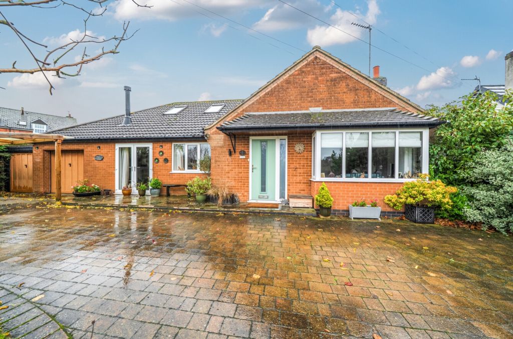 Property photo 1 of 28 1382460-22-6917618669587