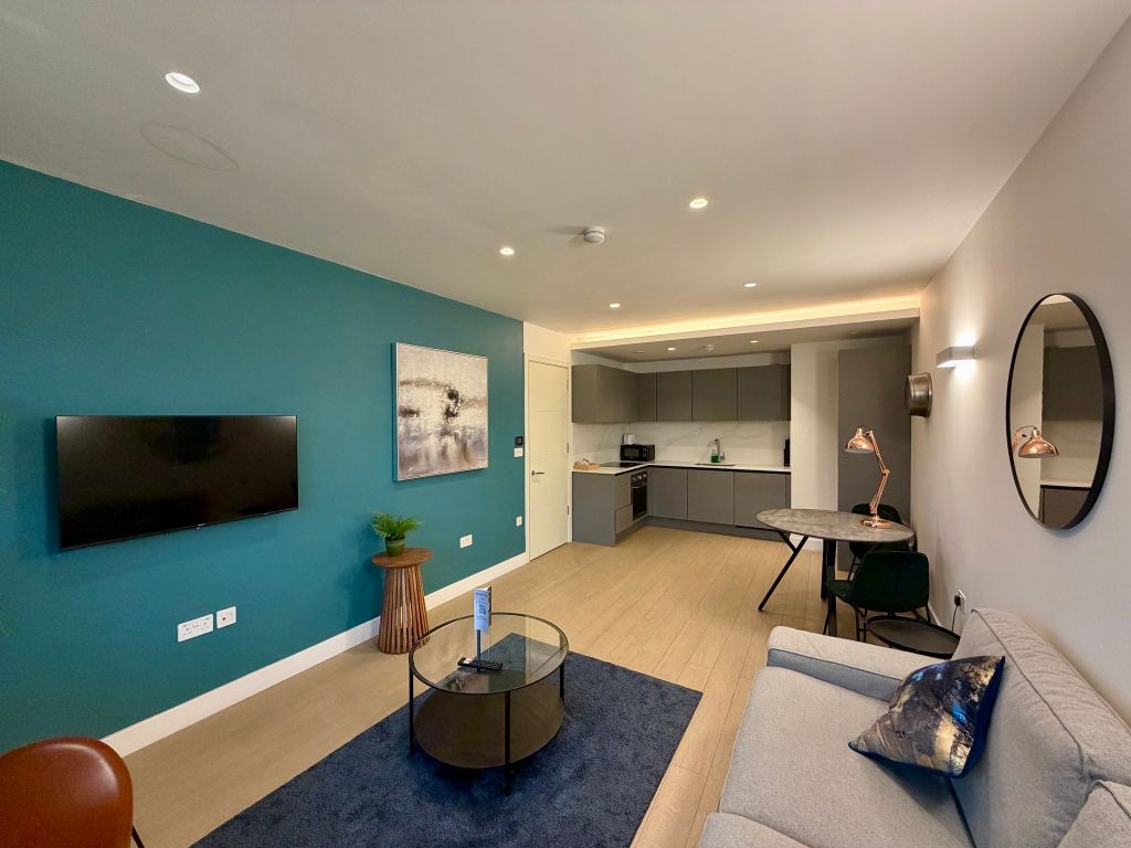 Property photo 2 of 21 Kitchen