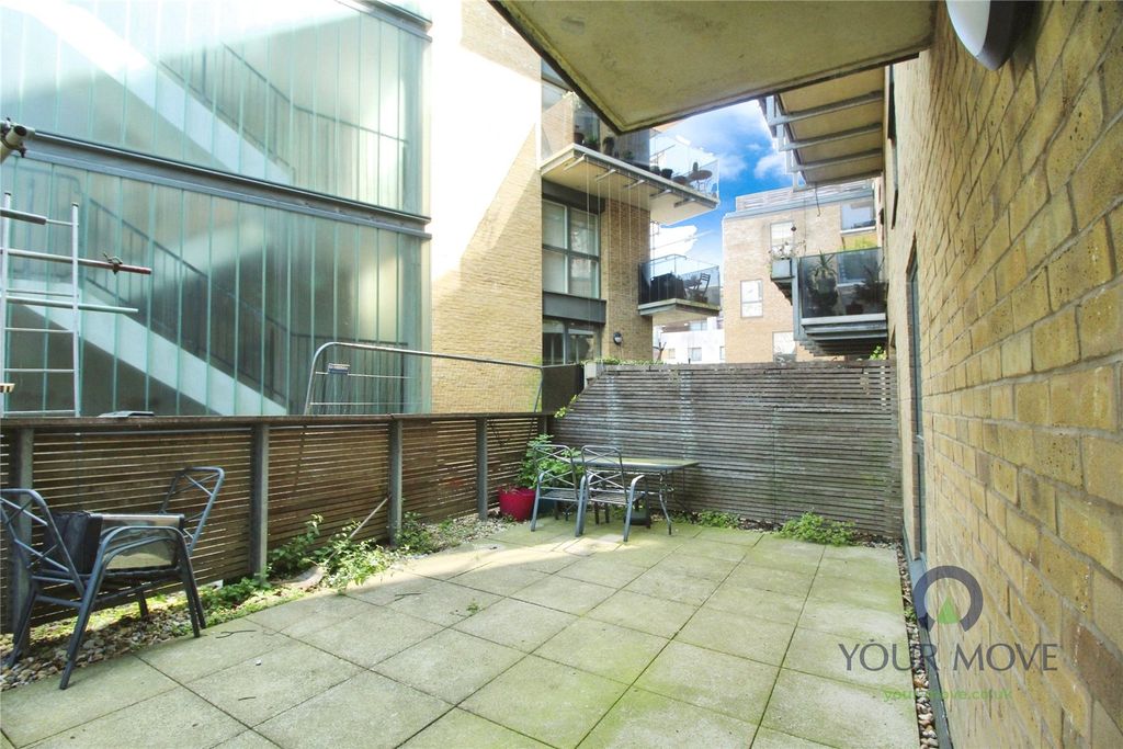 Property photo 2 of 9 Patio