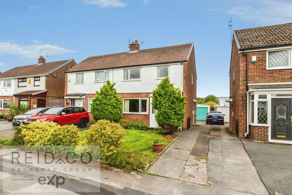 Property photo 1 of 12